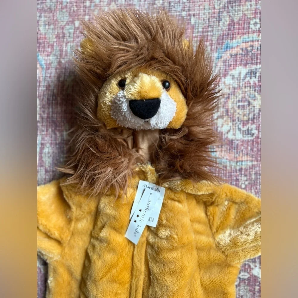 Authentic Kids adorable lion
